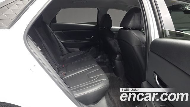 Hyundai Avante (CN7) 1.6 LPi (Rent car) Smart 2024 — фото 12