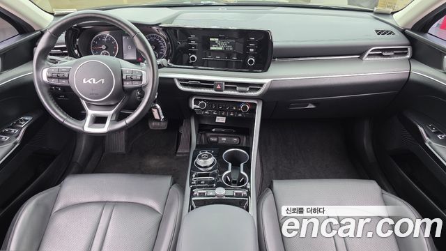 Kia K5 (III) 2.0 Trendy 2023 — фото 7