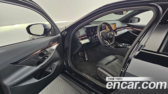 BMW 5 Series (G60) 520i M Sport 2026 — фото 10