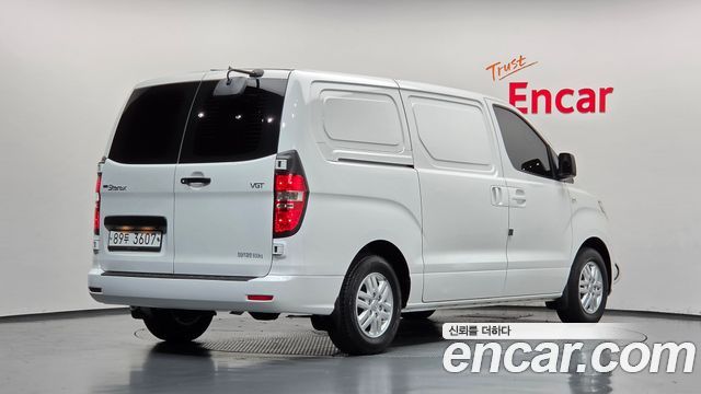 Hyundai Grand Starex Van 3-Seater Smart 2019 — фото 2