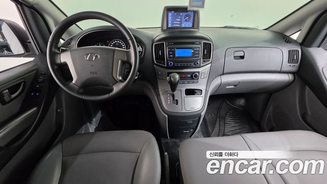 Hyundai Grand Starex Van 3-Seater Smart 2019 — фото 7