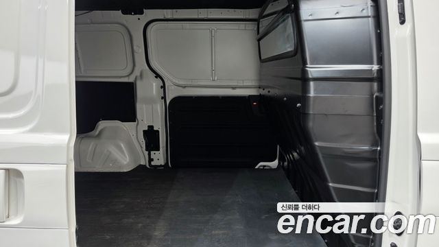 Hyundai Grand Starex Van 3-Seater Smart 2019 — фото 11