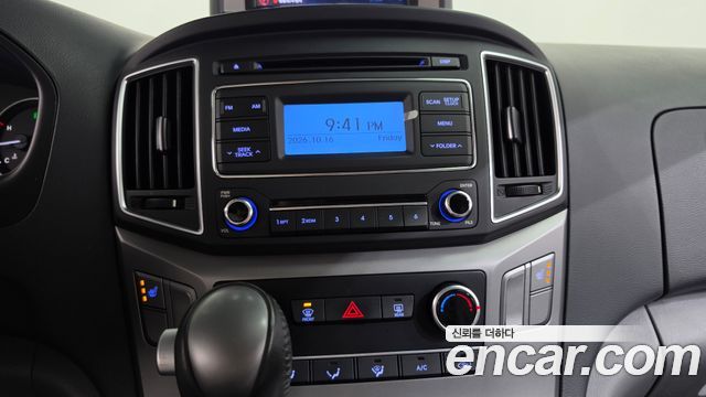 Hyundai Grand Starex Van 3-Seater Smart 2019 — фото 16