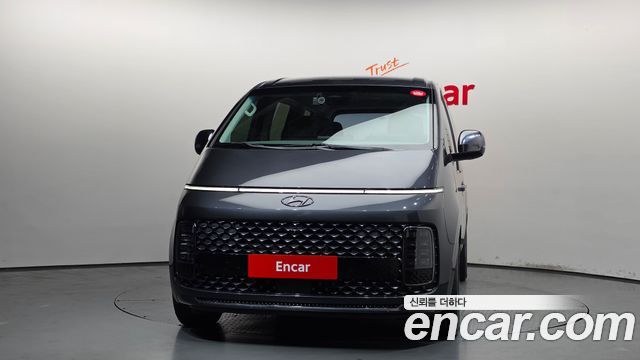 Hyundai Staria 4WD Lounge 9-Seater Inspiration 2022 — фото 3