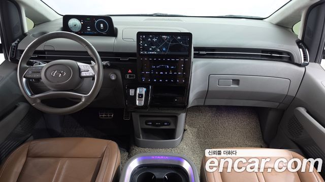Hyundai Staria 4WD Lounge 9-Seater Inspiration 2022 — фото 7