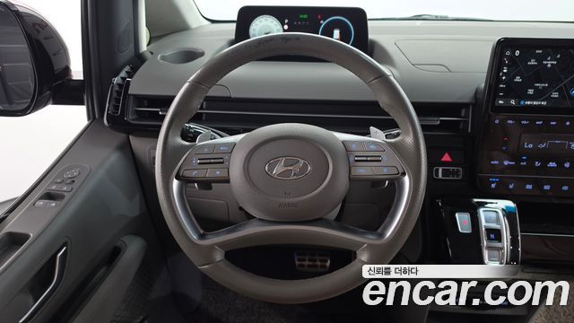 Hyundai Staria 4WD Lounge 9-Seater Inspiration 2022 — фото 12