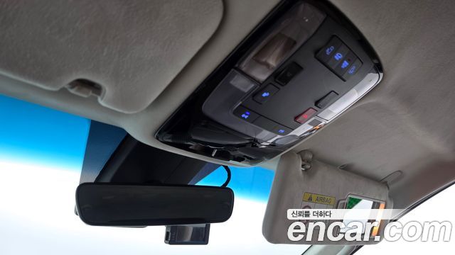 Hyundai Staria 4WD Lounge 9-Seater Inspiration 2022 — фото 28