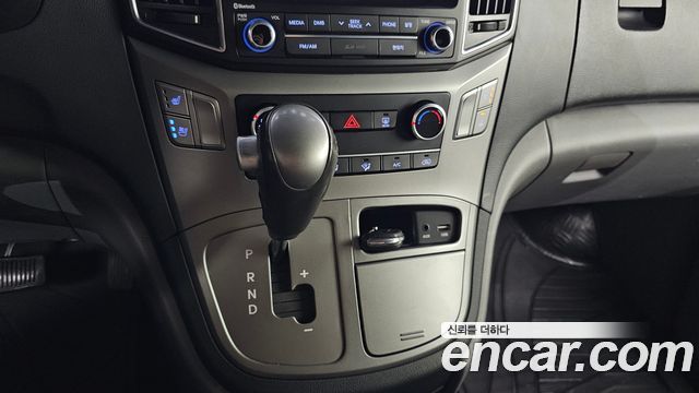 Hyundai Grand Starex 5-Seater VAN Modern 2018 — фото 9