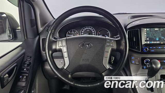 Hyundai Grand Starex 5-Seater VAN Modern 2018 — фото 15