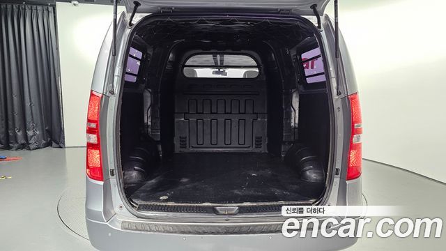 Hyundai Grand Starex 5-Seater VAN Modern 2018 — фото 19