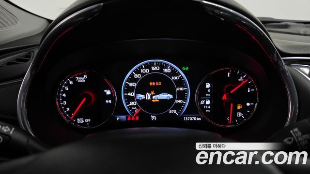 Chevrolet Malibu 1.3 Turbo Premier 2019 — фото 8