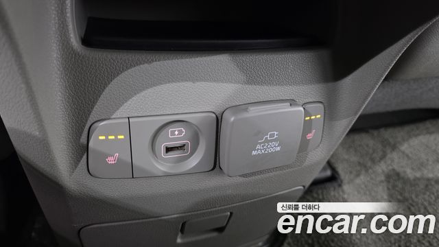 Kia Carnival 9-seater Noblesse 2016 — фото 18