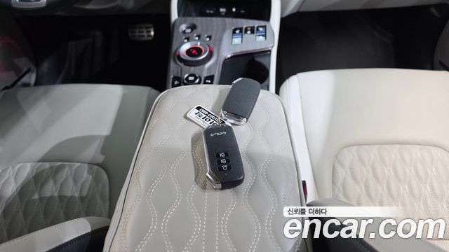 Kia Sportage Hybrid (V) Signature 2WD 2024 — фото 16