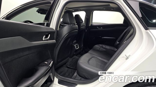 Kia K5 (III) 2.0 LPI(Renter car) Trandy 2023 — фото 11