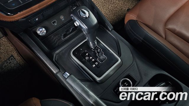 KG Mobility (SsangYong) Rexton Sports Khan Diesel 2.2 4WD Professional S (5-Link) 2019 — фото 9