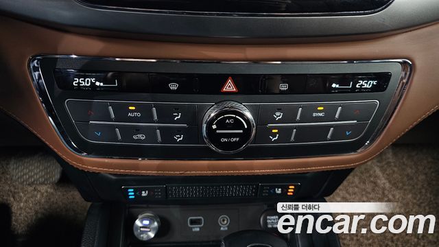 KG Mobility (SsangYong) Rexton Sports Khan Diesel 2.2 4WD Professional S (5-Link) 2019 — фото 14
