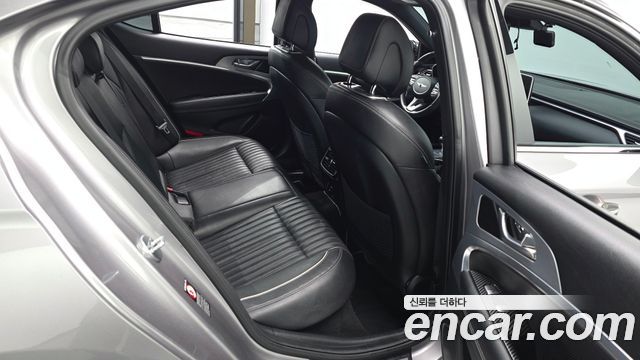 Genesis G70 3.3T Sport Elite 2019 — фото 12