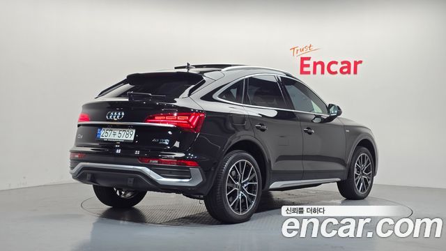 Audi Q5 (FY) 45 TFSI Quattro Sportback Premium 2023 — фото 2