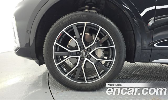 Audi Q5 (FY) 45 TFSI Quattro Sportback Premium 2023 — фото 5