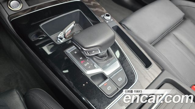 Audi Q5 (FY) 45 TFSI Quattro Sportback Premium 2023 — фото 9