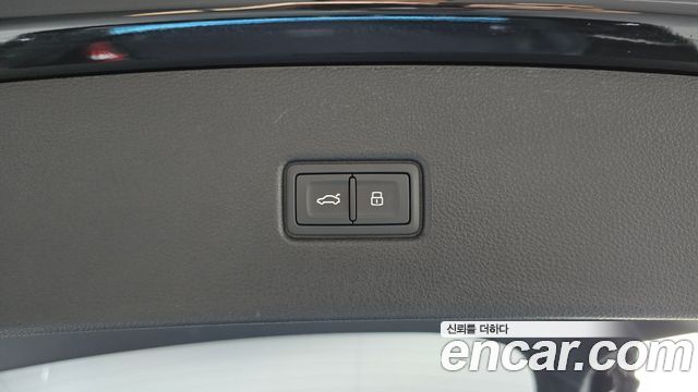 Audi Q5 (FY) 45 TFSI Quattro Sportback Premium 2023 — фото 16