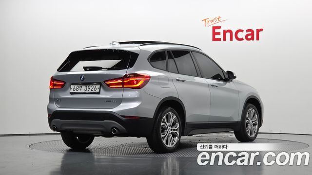 BMW X1 (F48) xDrive 18d Joy 2019 — фото 2