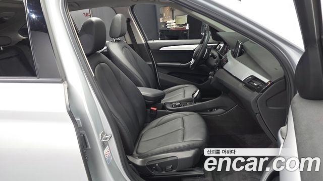 BMW X1 (F48) xDrive 18d Joy 2019 — фото 11