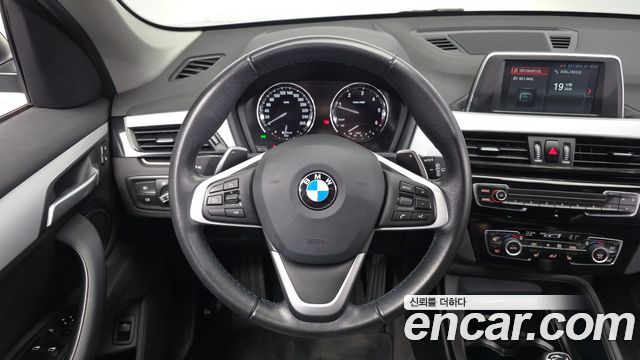 BMW X1 (F48) xDrive 18d Joy 2019 — фото 13