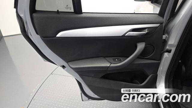 BMW X1 (F48) xDrive 18d Joy 2019 — фото 25