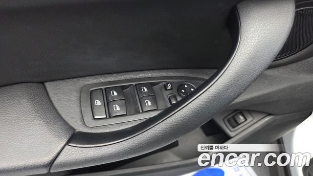BMW X1 (F48) xDrive 18d Joy 2019 — фото 30