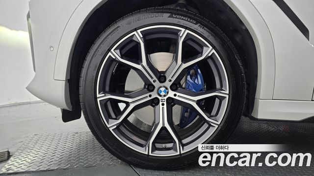 BMW X6 (G06) xDrive40i M Sport 2021 — фото 5