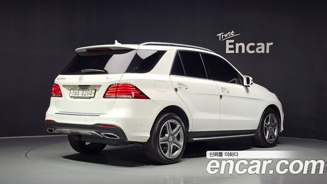 Mercedes-Benz GLE-Class (W166) GLE350 d 4MATIC 2016 — фото 2