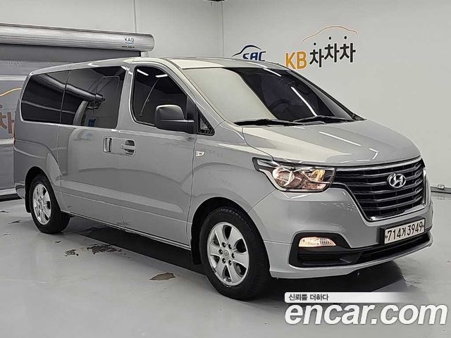Hyundai Grand Starex Wagon 12-Seater Smart 2019 — фото 4