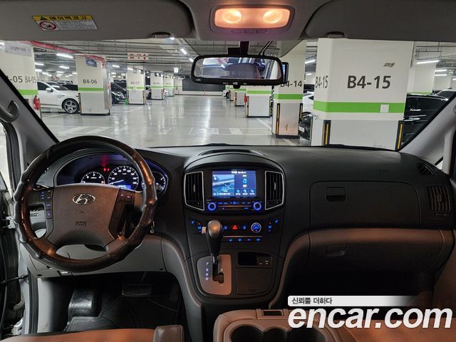Hyundai Grand Starex Wagon 12-Seater Smart 2019 — фото 5