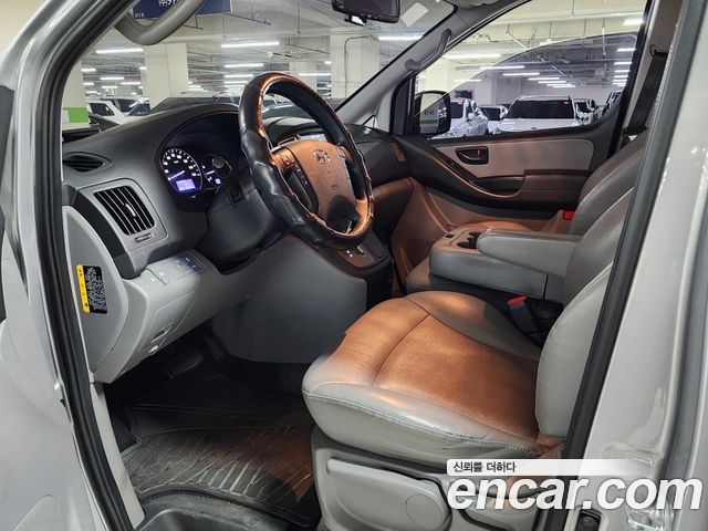 Hyundai Grand Starex Wagon 12-Seater Smart 2019 — фото 15
