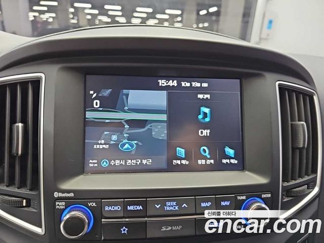 Hyundai Grand Starex Wagon 12-Seater Smart 2019 — фото 17