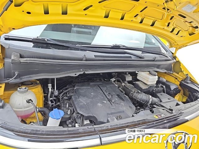Hyundai Staria L3.5  Kinder Safety Car 11-Seater 2022 — фото 6