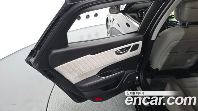 Renault Korea SM6 2.0 LPe RE (Disabled) 2017 — фото 25