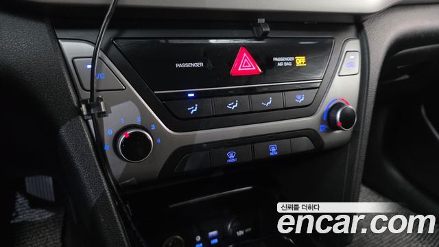 Hyundai Avante (AD) 1.6 GDI Value Plus 2018 — фото 20