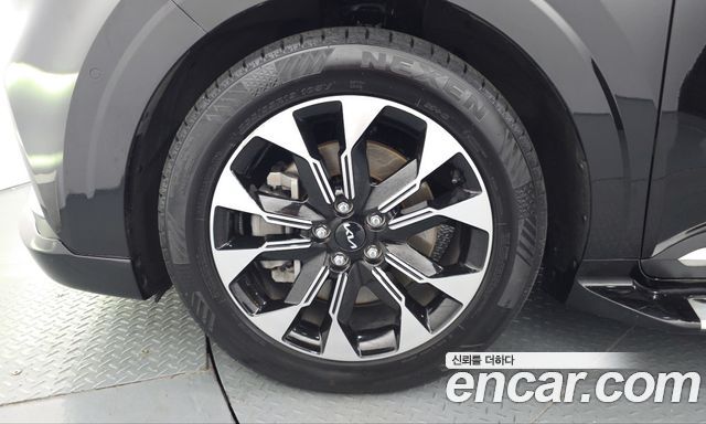 Kia Carnival (IV) Gasoline 9-Seater Hi-Limousine Signature 2023 — фото 5