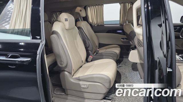 Kia Carnival (IV) Gasoline 9-Seater Hi-Limousine Signature 2023 — фото 12
