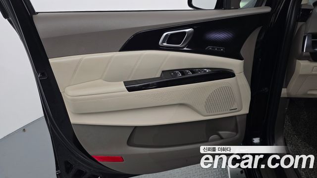 Kia Carnival (IV) Gasoline 9-Seater Hi-Limousine Signature 2023 — фото 24