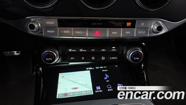 Kia Stinger 3.3 Turbo AWD GT 2018 — фото 37