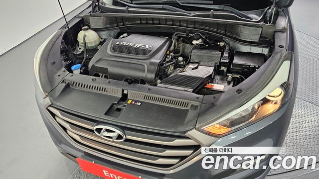 Hyundai Tucson Diesel 2.0 4WD Style 2016 — фото 6