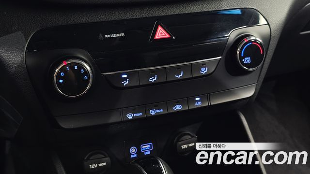 Hyundai Tucson Diesel 2.0 4WD Style 2016 — фото 17