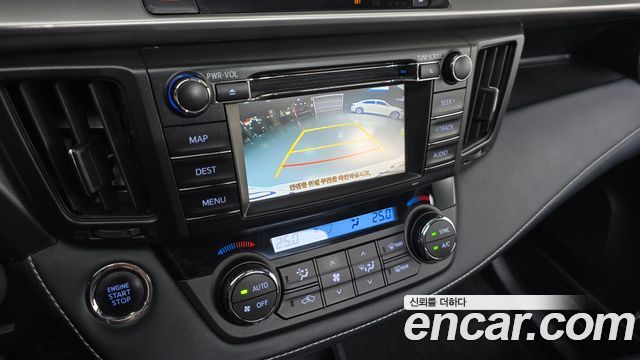 Toyota RAV4 2.5 2WD 4th 2018 — фото 14