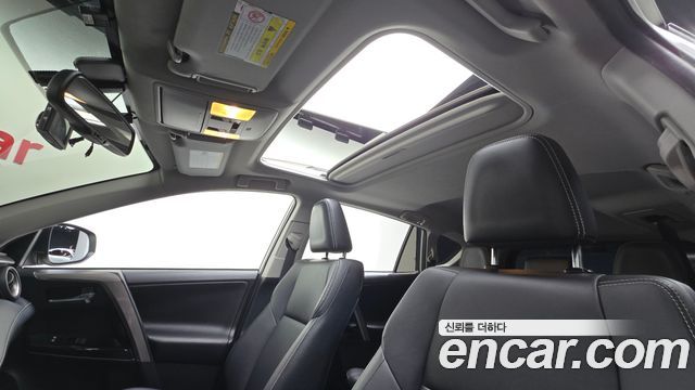 Toyota RAV4 2.5 2WD 4th 2018 — фото 20