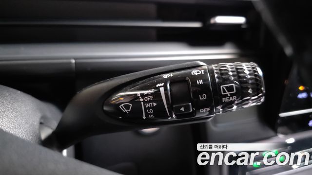 Hyundai Staria L3.5  Kinder Safety Car 15-Seater 2022 — фото 27