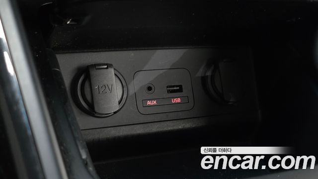 Kia Carens 2.0 LPi Prestige 2014 — фото 21