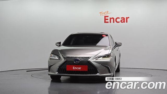 Lexus ES300h (VII) Luxury Plus 2021 — фото 3